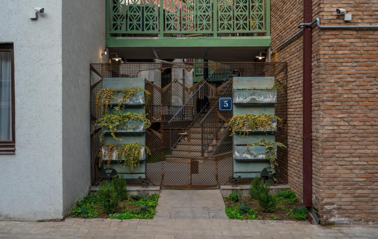 Boutique Kosher Hotel Tourfa Tbilisi Exterior foto